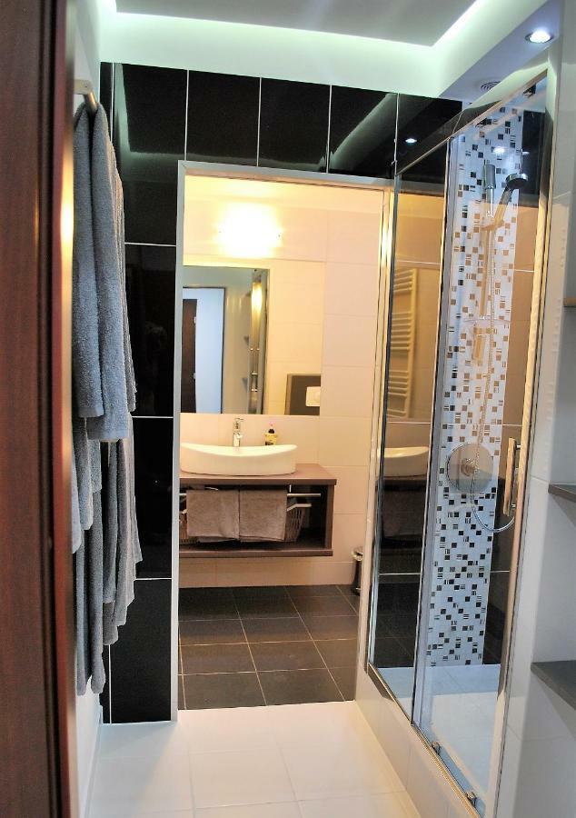 Lux Apartment Center Wrocław Eksteriør bilde