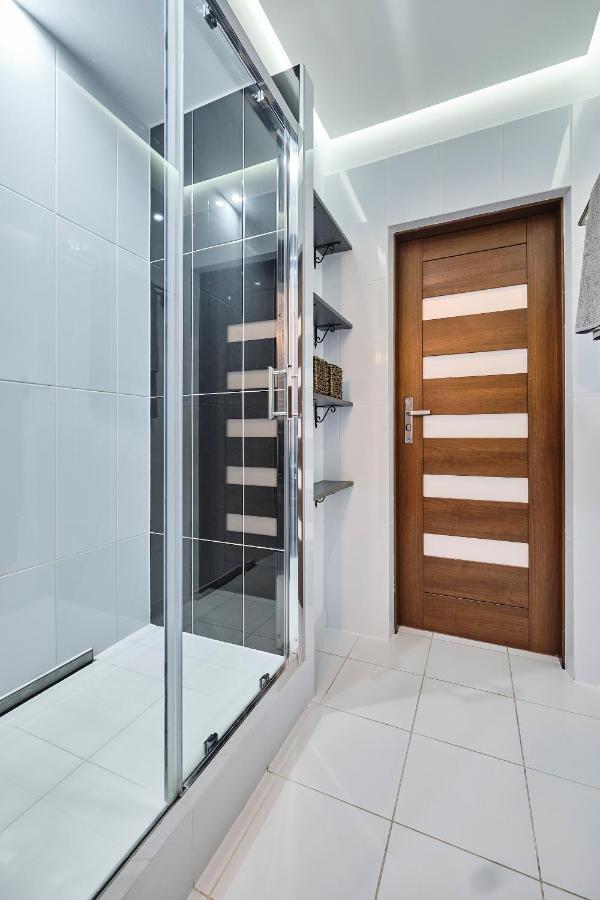 Lux Apartment Center Wrocław Eksteriør bilde